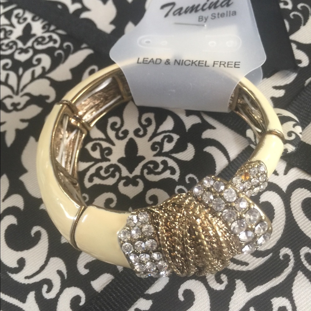 New Vanilla/Gold/Rhinestones Statement Bracelet FIRM